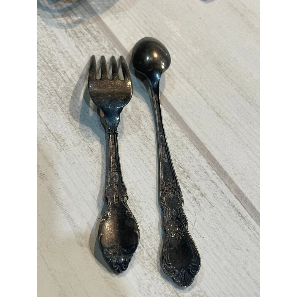 Vintage 1847 Rogers Bros Heritage Silverplate Baby Spoon Deepsilver fork